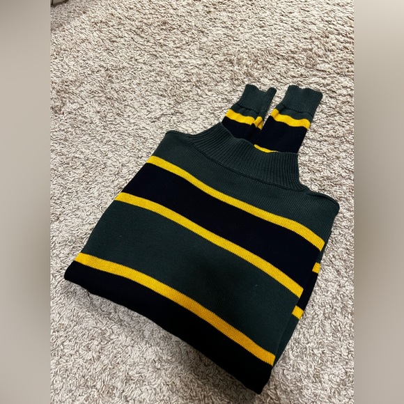 BRANDY MELVILLE Turtleneck Sweater - Picture 4 of 5